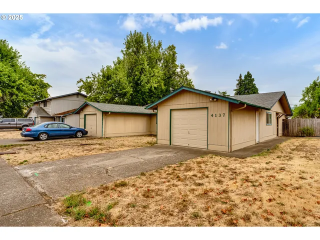 $399,000 | 4137-4139 Bluebelle Way, Springfield, OR 97478