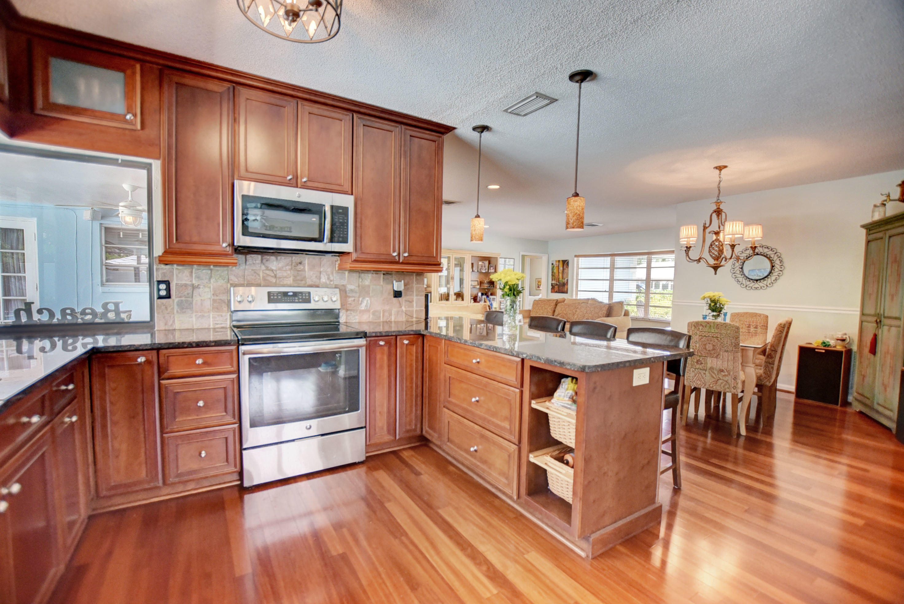 727 Apple Tree Lane Boca Raton, FL 33486 - Photo 13 of 42 Kitchen