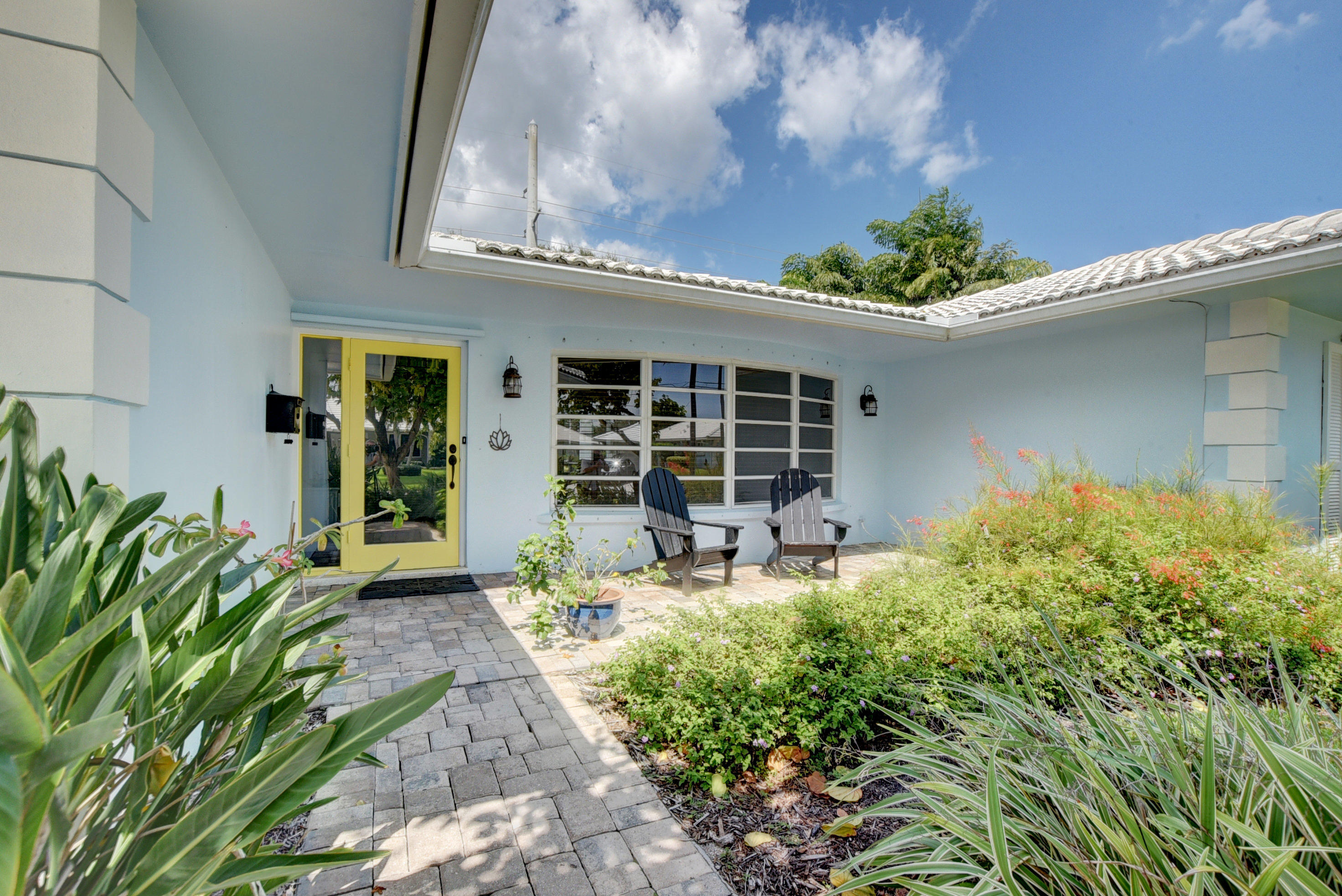 727 Apple Tree Lane Boca Raton, FL 33486 - Photo 2 of 42 Front porch