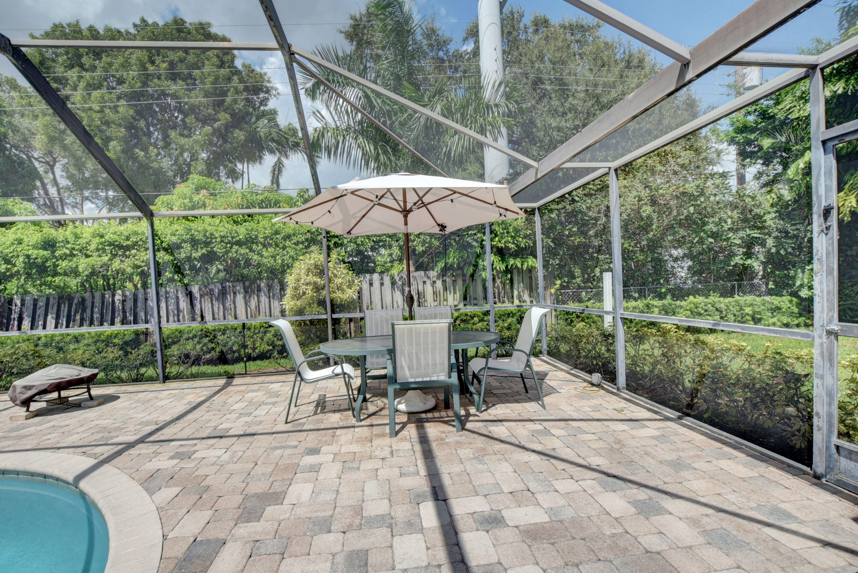 727 Apple Tree Lane Boca Raton, FL 33486 - Photo 30 of 42 Pool decking