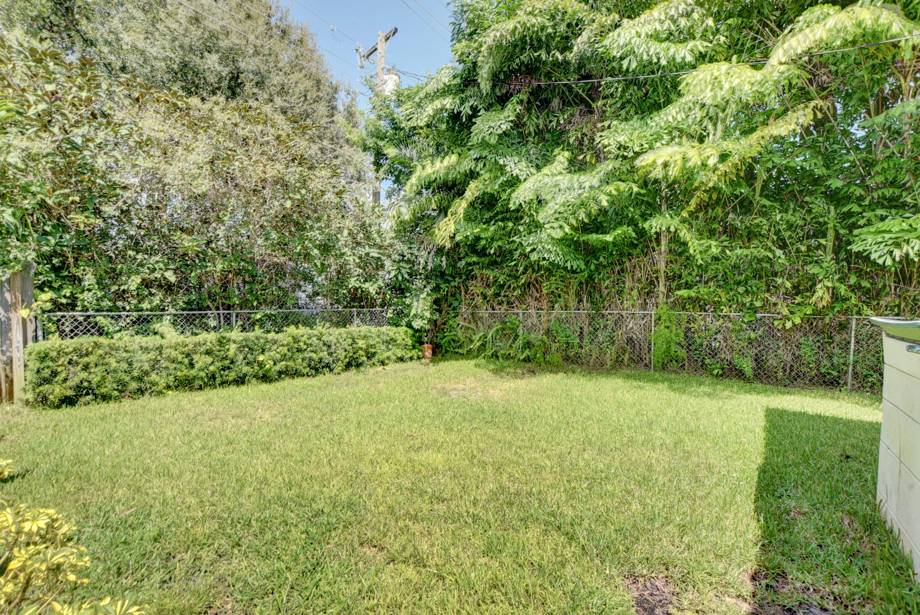 727 Apple Tree Lane Boca Raton, FL 33486 - Photo 35 of 42 Yard