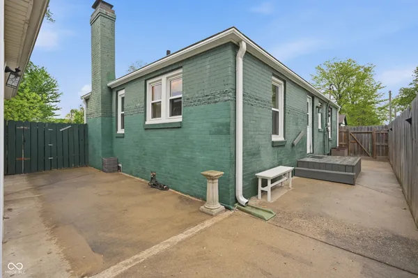 $139,900 | 614 Harrison Street, Anderson, IN 46012