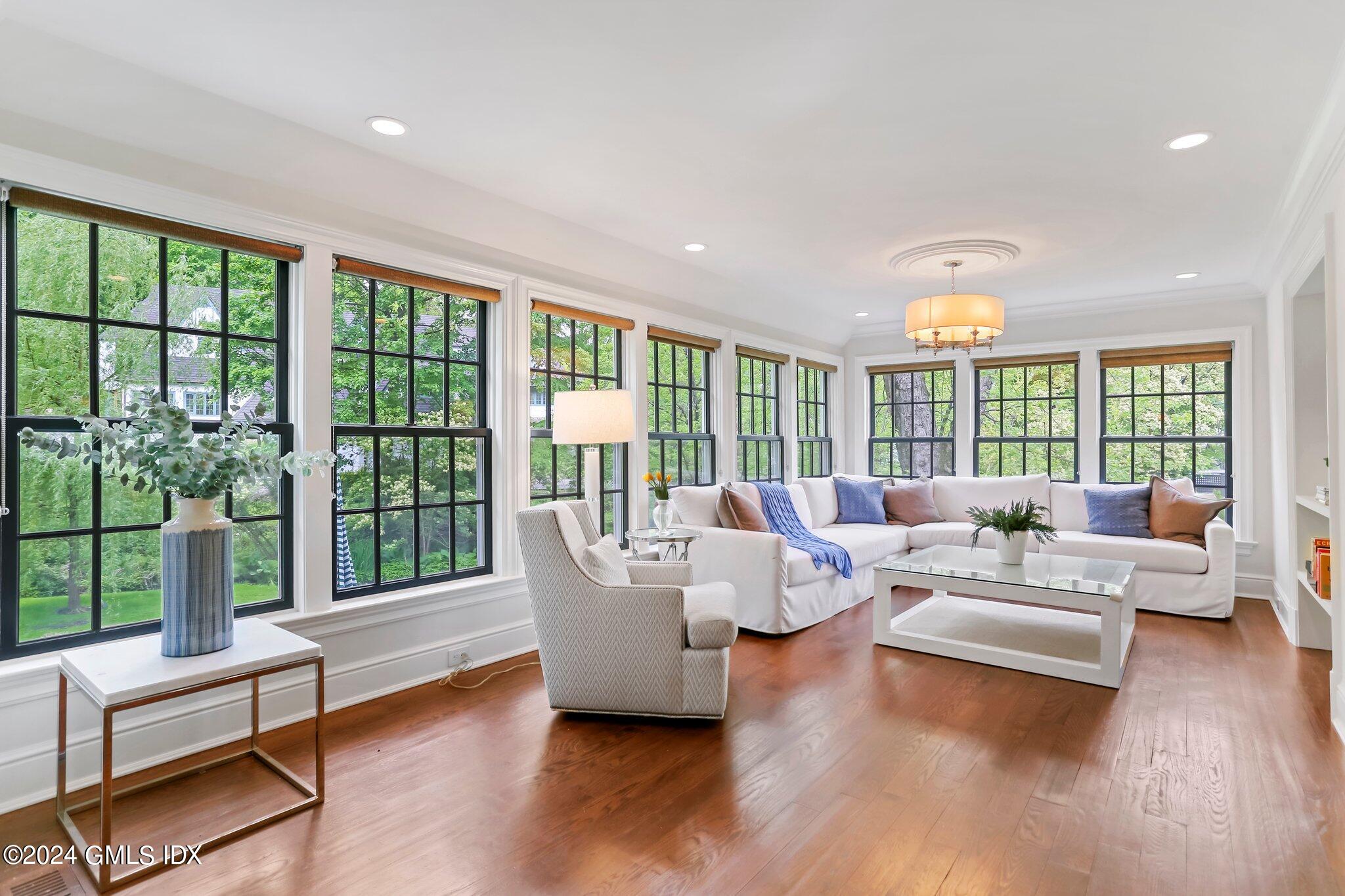 314 North Maple Avenue Greenwich, CT 06830 - Photo 13 of 48 25-web-or-mls-314-n-maple-ave