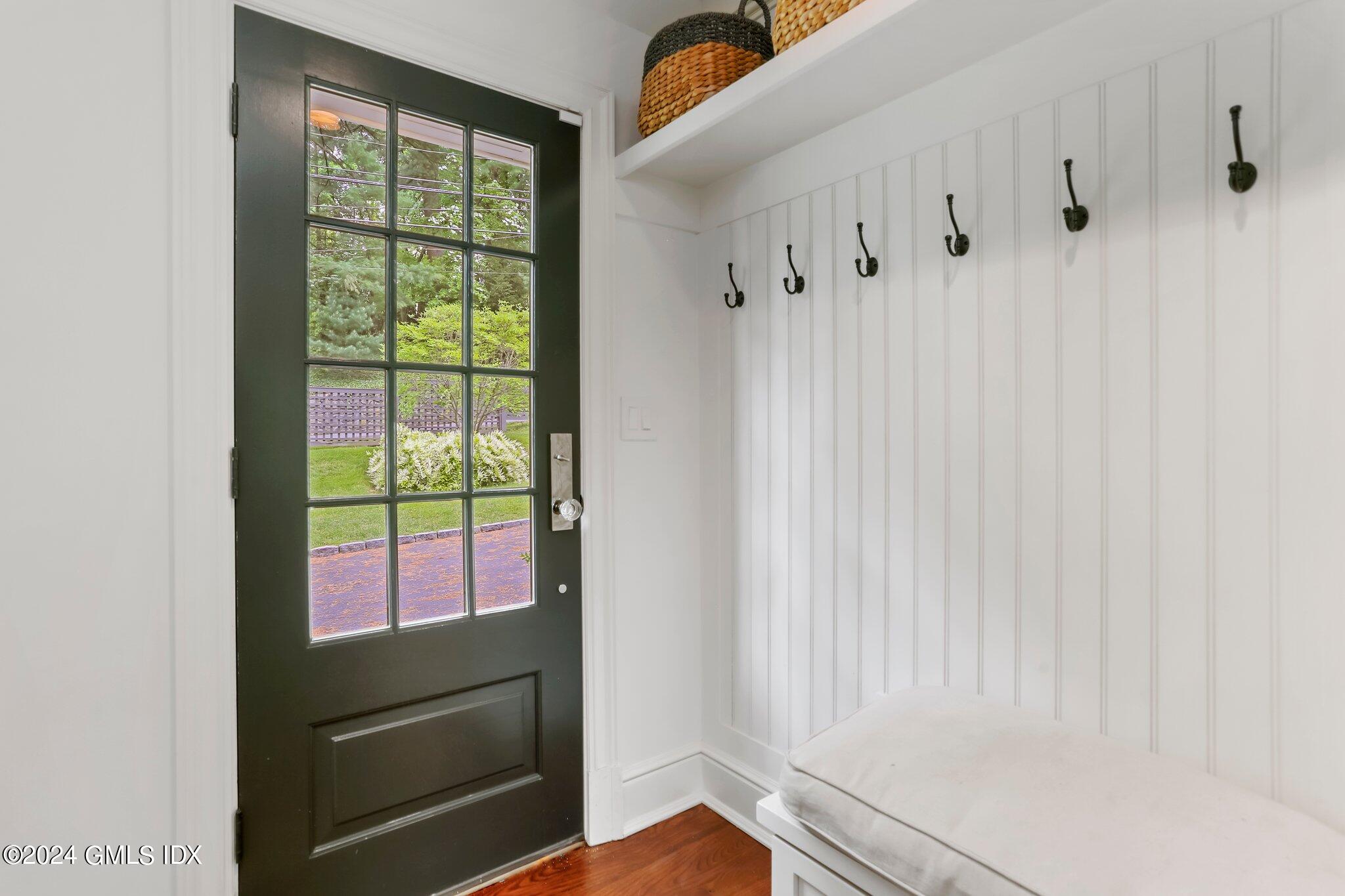 314 North Maple Avenue Greenwich, CT 06830 - Photo 20 of 48 23-web-or-mls-314-n-maple-ave