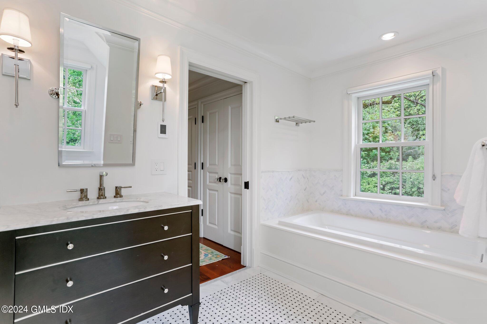 314 North Maple Avenue Greenwich, CT 06830 - Photo 30 of 48 42-web-or-mls-314-n-maple-ave