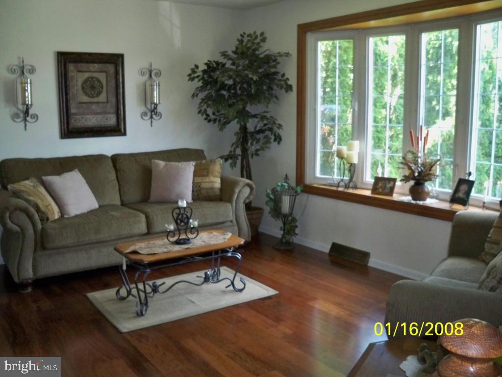 30 Skyview Lane Lititz, PA 17543 - Photo 2 of 20 Gallery Image 2