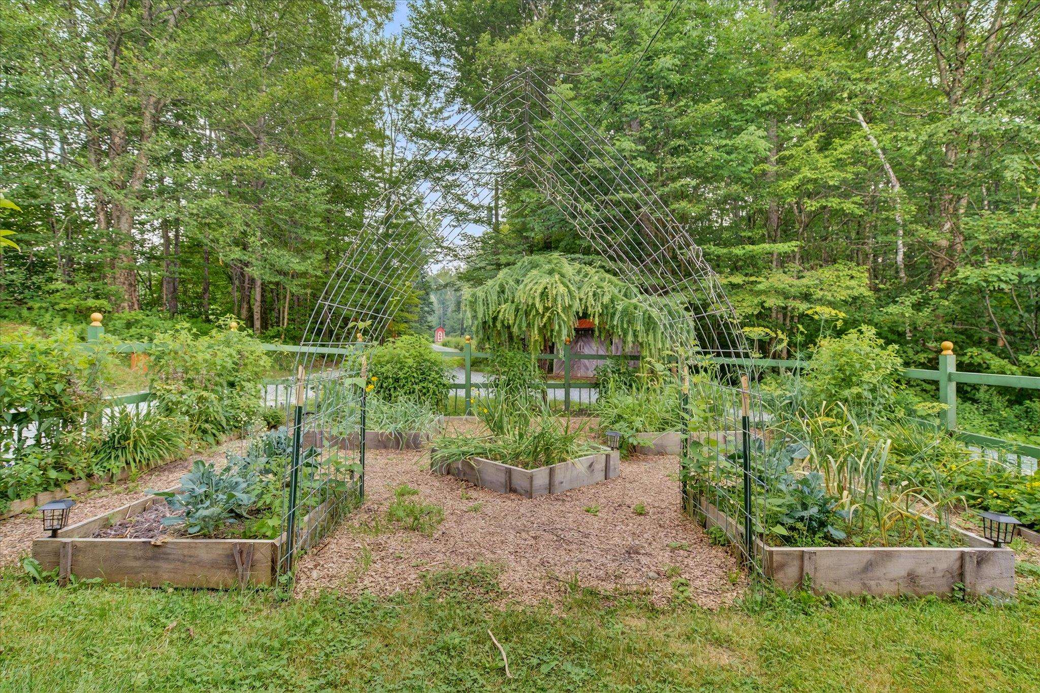 3400 Healdville Road Mount Holly, VT 05730 - Photo 9 of 60 Gallery Image 9