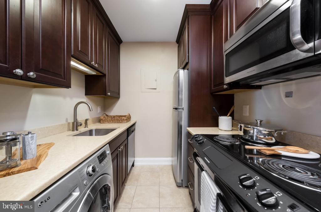 222 West Rittenhouse Square, Unit 1704 Philadelphia, PA 19103 - Photo 26 of 29