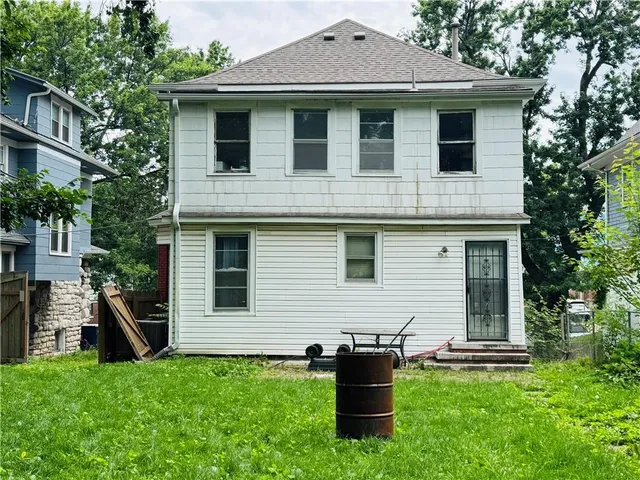 $180,000 | 133 Cypress Avenue East, Kansas City, MO 64123
