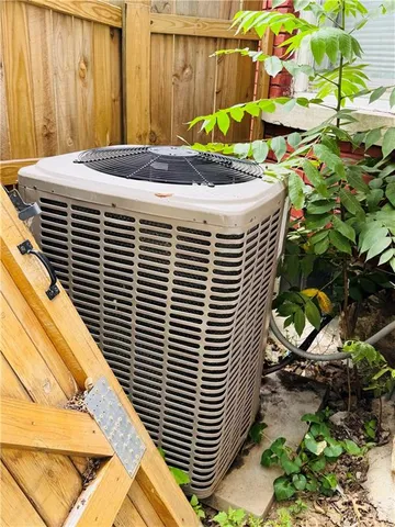 $180,000 | 133 Cypress Avenue East, Kansas City, MO 64123