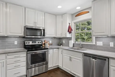 $950,000 | 2221 Castlewood Drive, Franklin, TN 37064