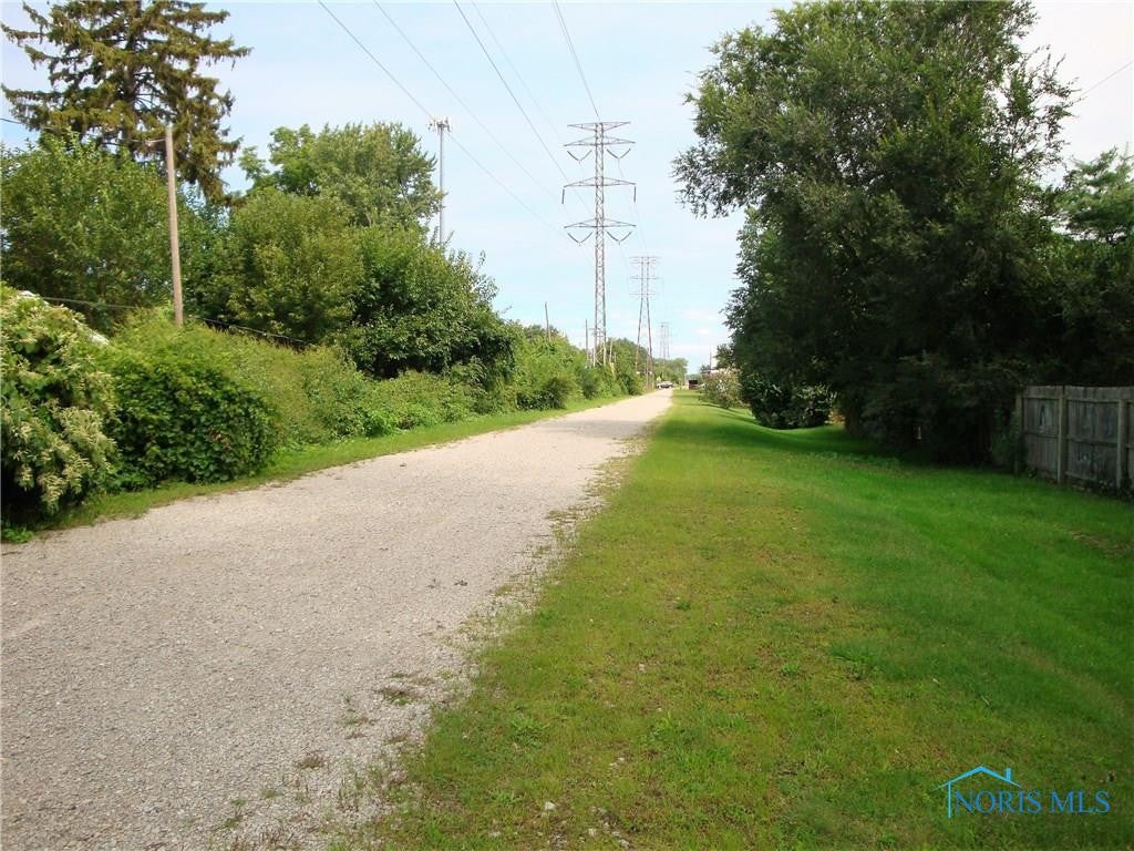 3849 Sherbrooke Road Toledo, OH 43613 - Photo 7 of 26 Gallery Image 7