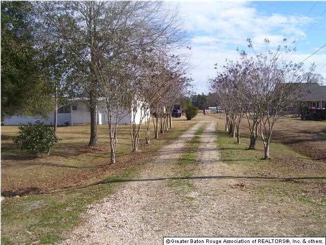 21030 Chaney Road Zachary, LA 70791 - Photo 2 of 11 Gallery Image 2