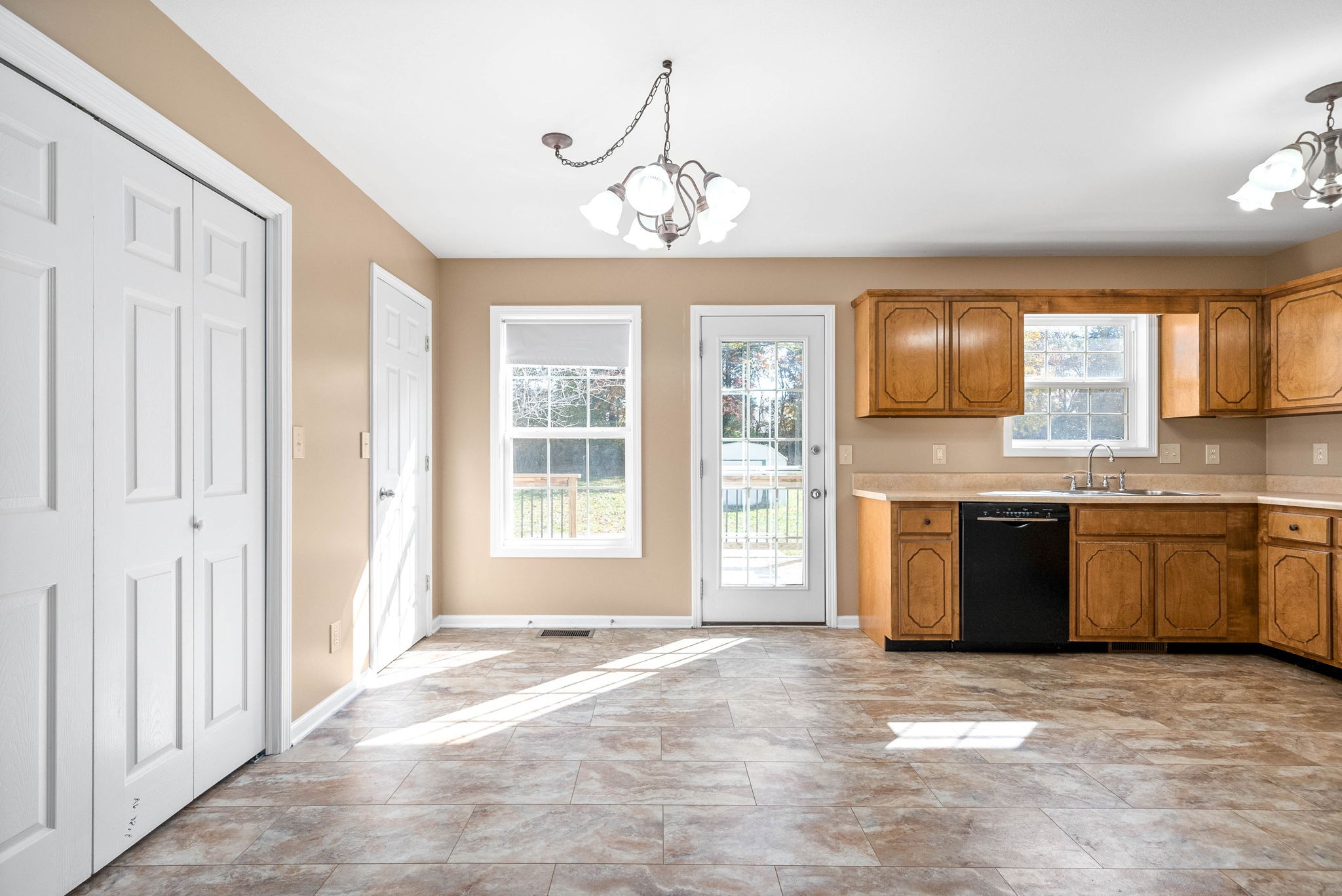 2829 Rome Lane Clarksville, TN 37040 - Photo 12 of 30 Gallery Image 12