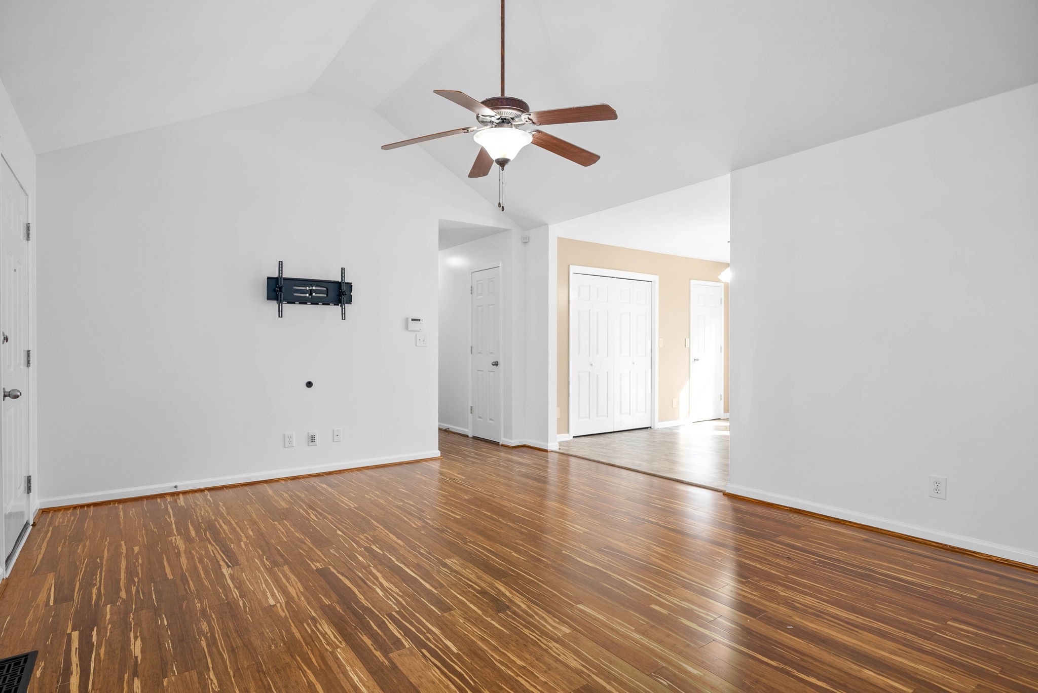2829 Rome Lane Clarksville, TN 37040 - Photo 6 of 30 Gallery Image 6