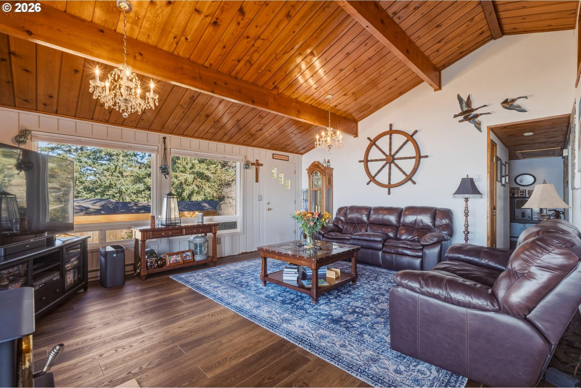 3395 Netarts Bay Road Tillamook, OR 97141 - Photo 9 of 37 Living Room