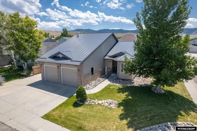 $485,000 | 3535 Aspen Lane, Casper, WY 82604