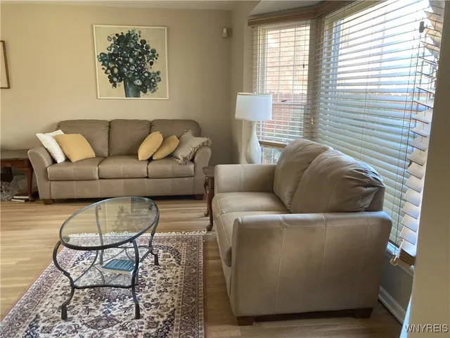 $3,300 | 11 Bradenham Place, Amherst, NY 14226