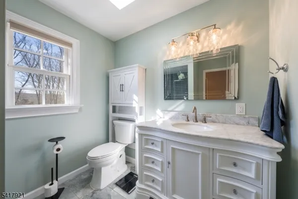 $795,000 | 1 Radcliffe Drive, Flanders, NJ 07836