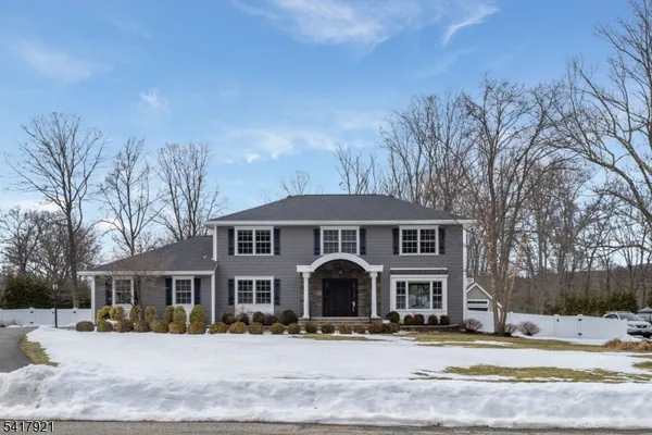$795,000 | 1 Radcliffe Drive, Flanders, NJ 07836