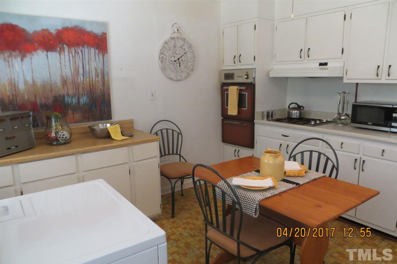 712 Donnelly Road Raleigh, NC 27610 - Photo 7 of 24