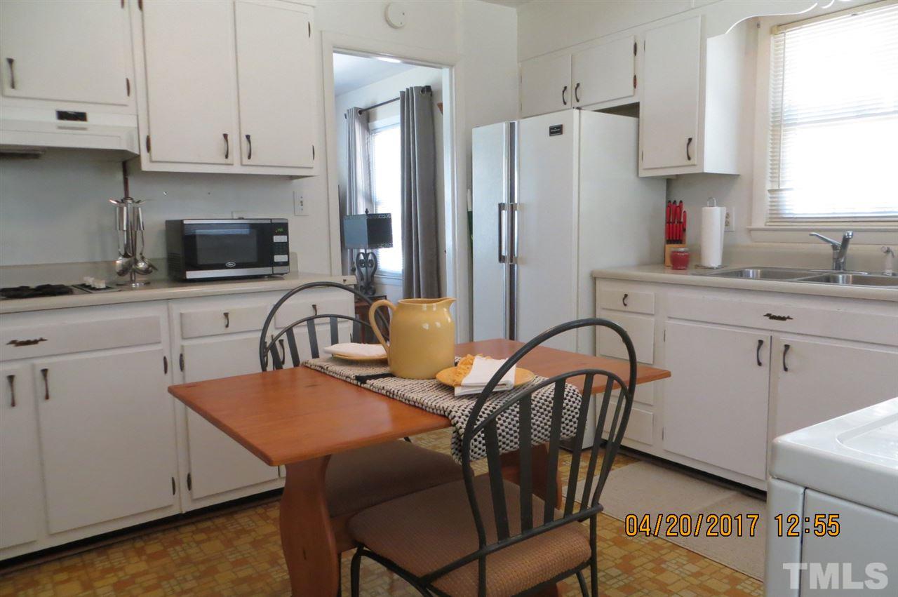 712 Donnelly Road Raleigh, NC 27610 - Photo 8 of 24