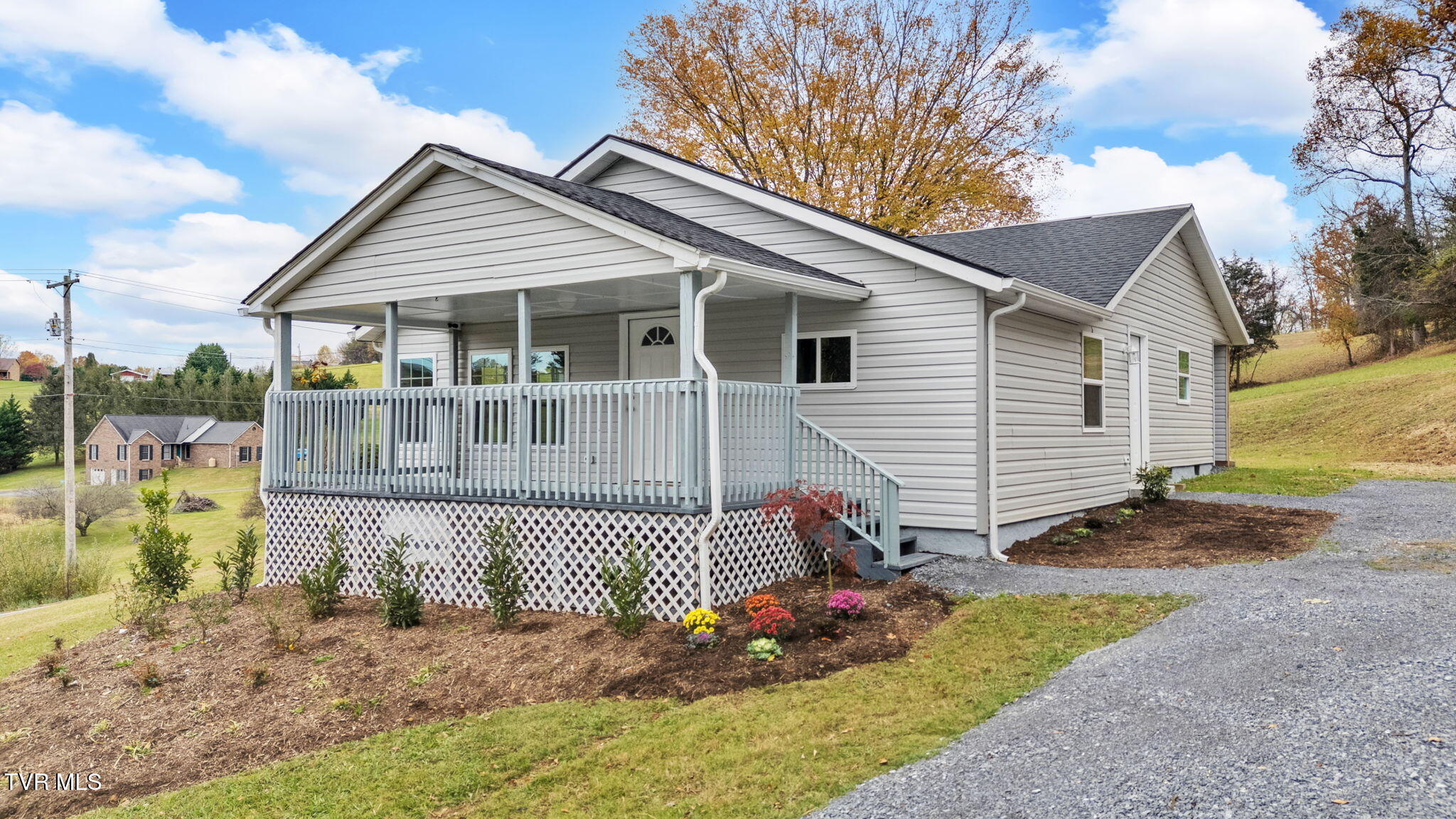1592 Allison Road Piney Flats, TN 37686 - Photo 21 of 34 1592-Allison-Rd-Piney-Flats-TN-front