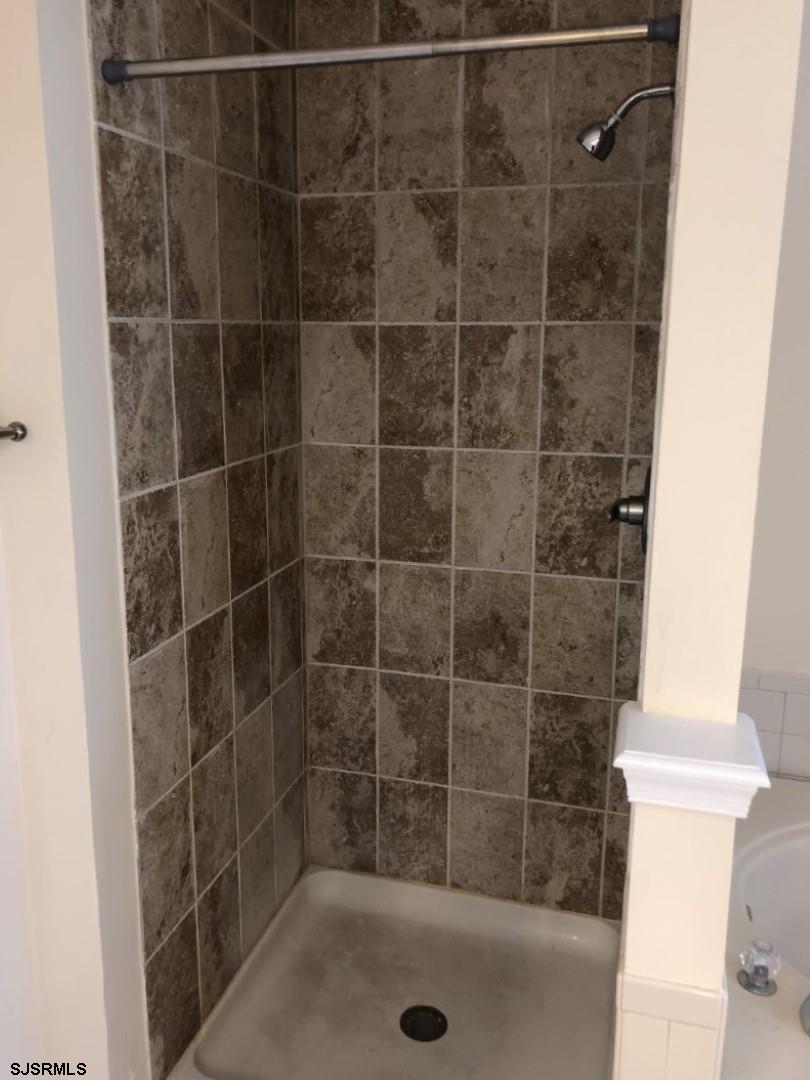 32 Summit Circle Mays Landing, NJ 08330 - Photo 16 of 31 a bathroom with a shower
