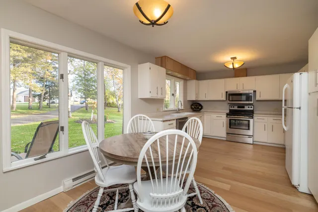 $449,900 | 1221 Pearl Street, Prescott, WI 54021