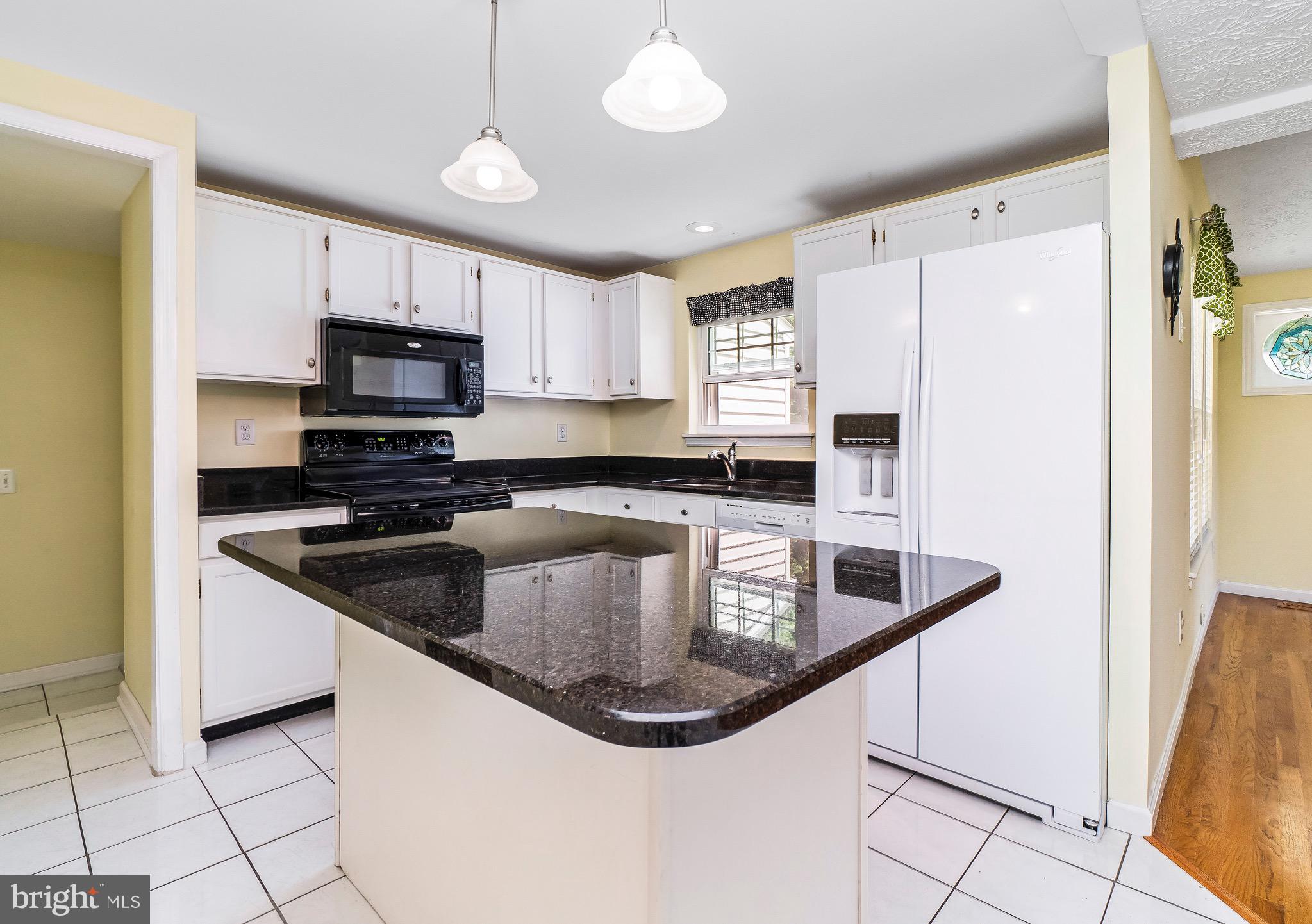 9409 Perglen Road Baltimore, MD 21236 - Photo 17 of 49