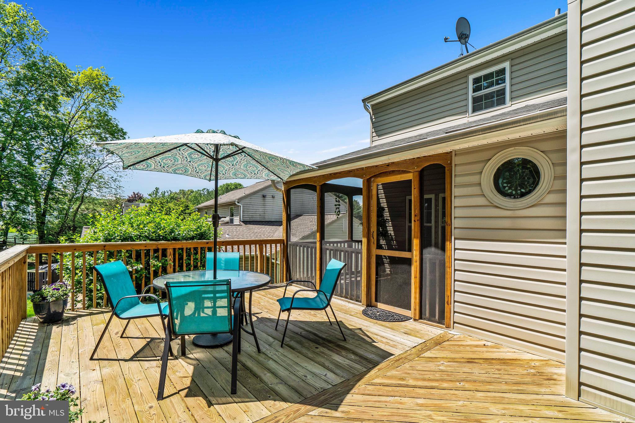 9409 Perglen Road Baltimore, MD 21236 - Photo 4 of 49