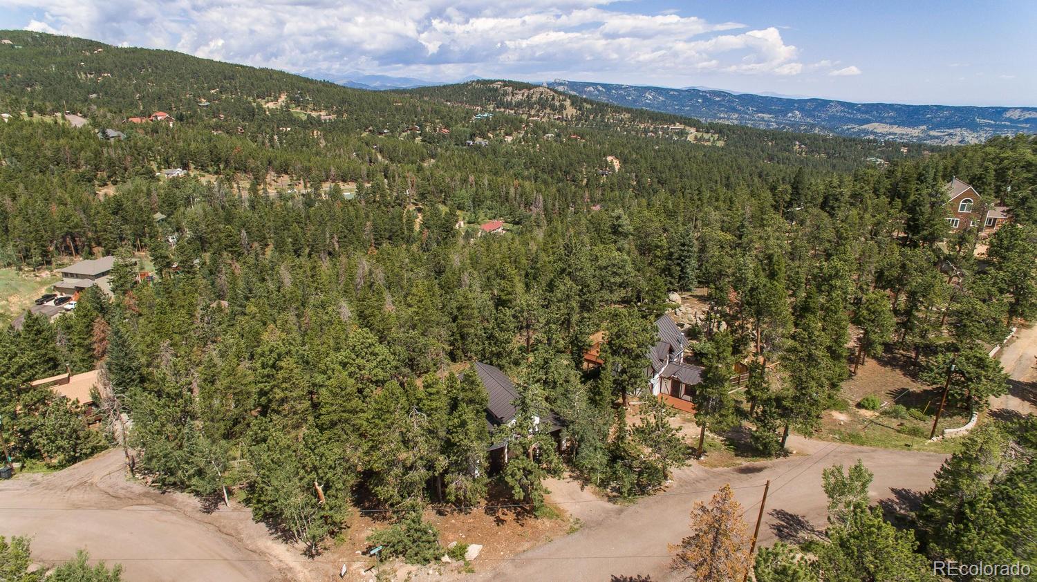 11643 Hillcrest Road Golden, CO 80403 - Photo 11 of 30 Gallery Image 11