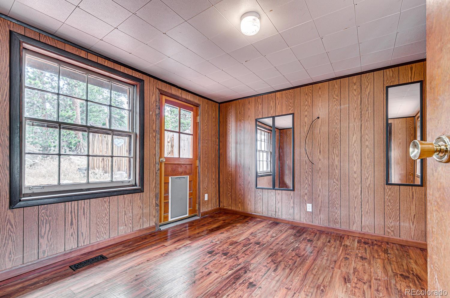 11643 Hillcrest Road Golden, CO 80403 - Photo 21 of 30 Gallery Image 21