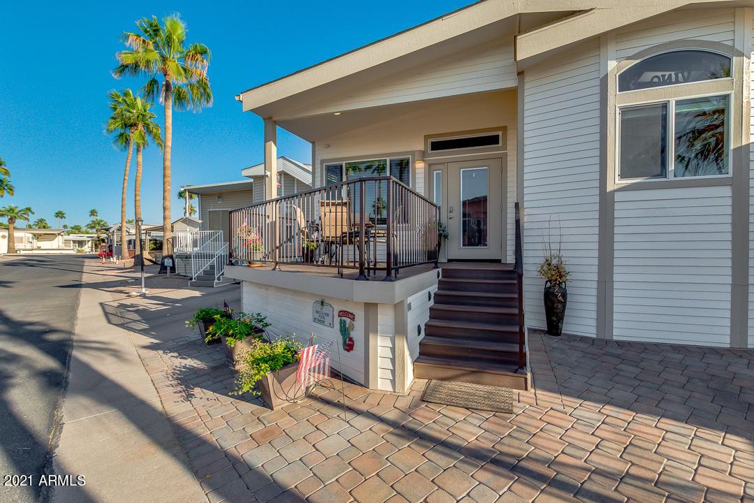 911 Douglas Road Mesa, AZ 85205 - Photo 14 of 97 14-Douglas
