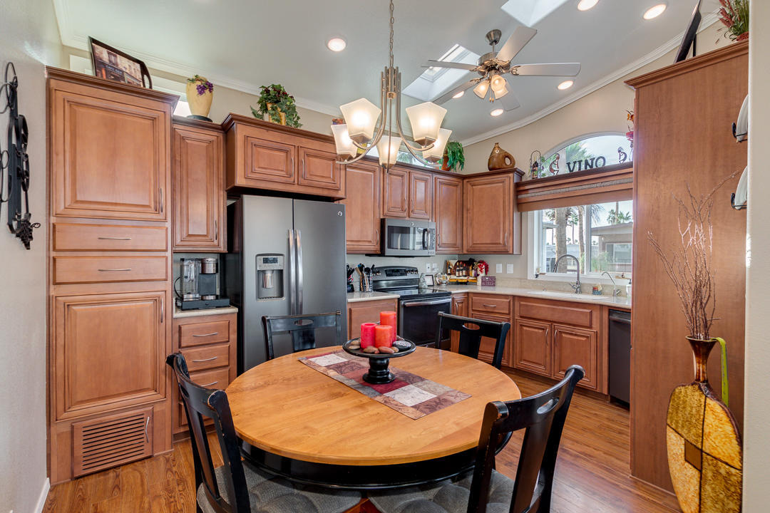 911 Douglas Road Mesa, AZ 85205 - Photo 24 of 97 24-Douglas