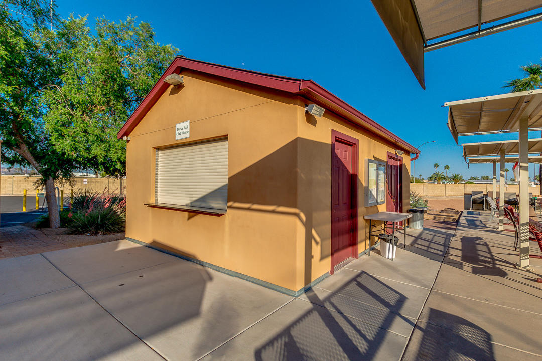 911 Douglas Road Mesa, AZ 85205 - Photo 45 of 97 46-Douglas