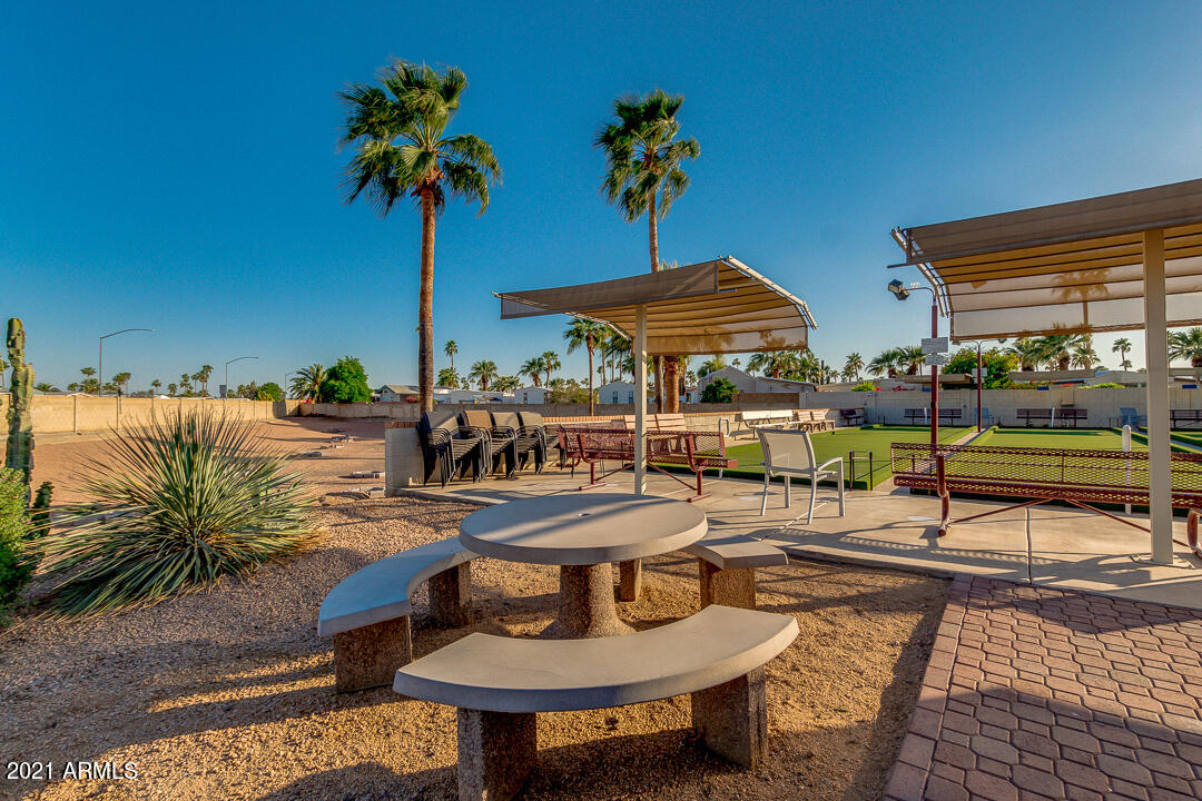 911 Douglas Road Mesa, AZ 85205 - Photo 49 of 97 50-Douglas