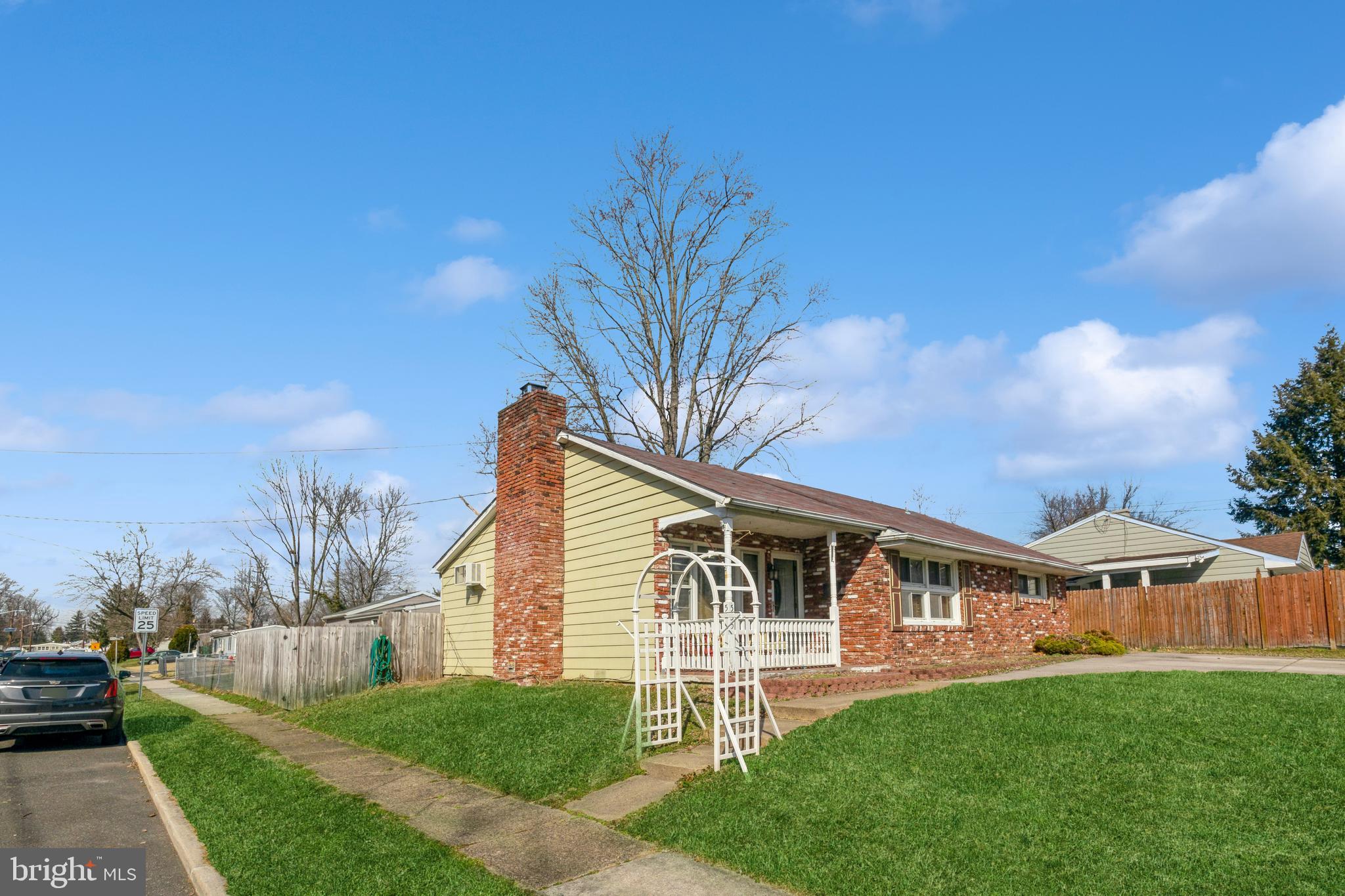 535 Estate Road Maple Shade, NJ 08052 - Photo 2 of 20