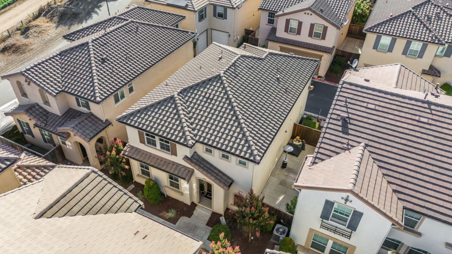 94 Caspian Way Gilroy, CA 95020 - Photo 37 of 40