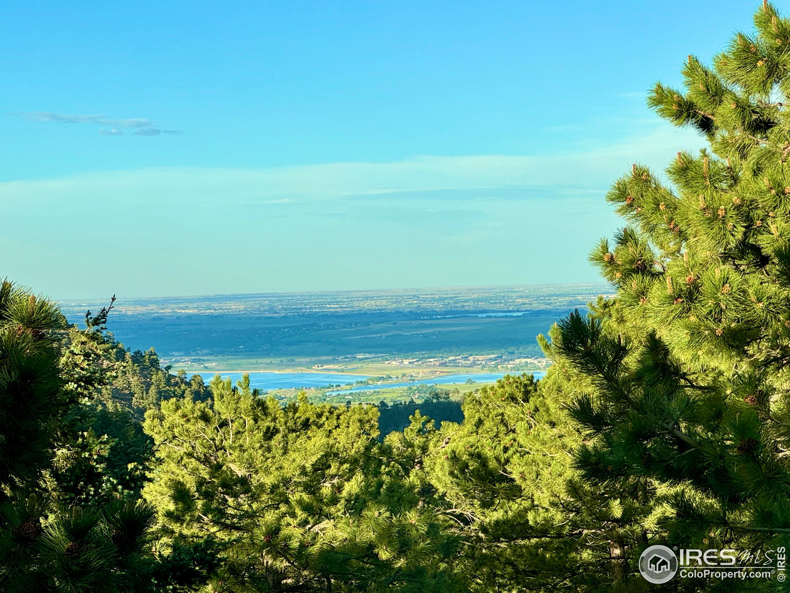 178 Balsam Lane Boulder, CO 80304 - Photo 9 of 40 a view of an ocean
