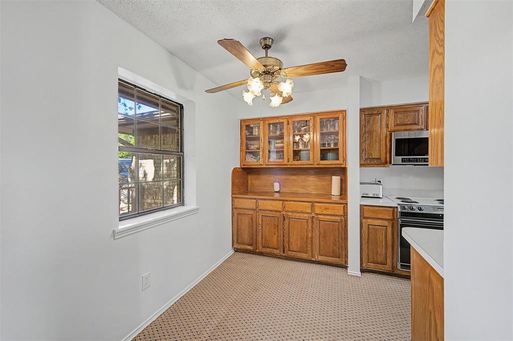 10203 Liberty School Road Azle, TX 76020 - Photo 13 of 37