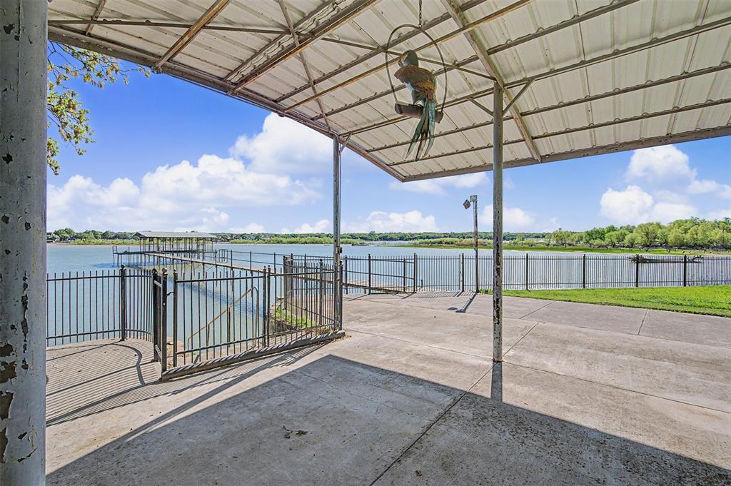 10203 Liberty School Road Azle, TX 76020 - Photo 25 of 37