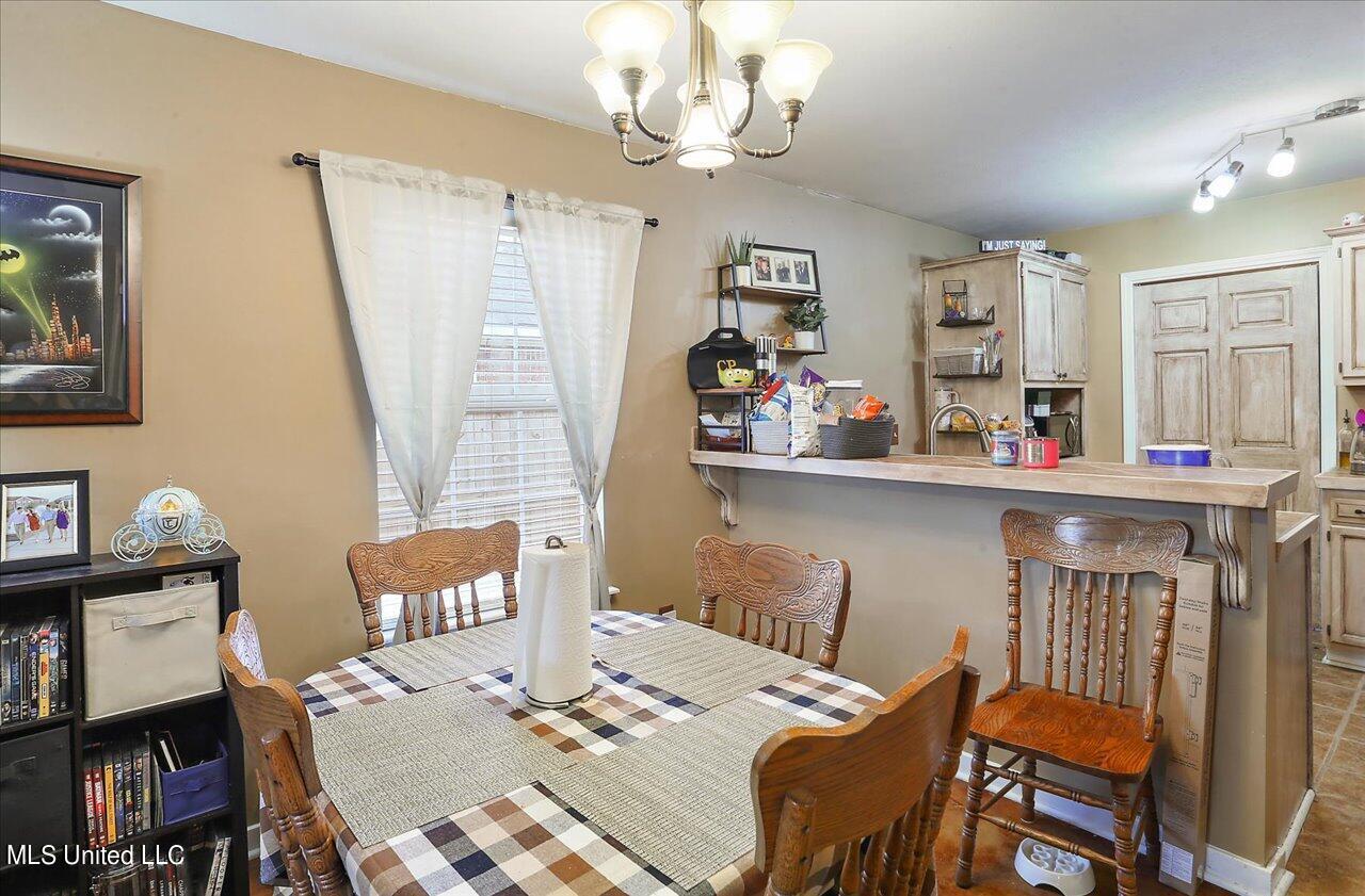 326 Evergreen Way Brandon, MS 39047 - Photo 13 of 26 13-326 Evergreen Way