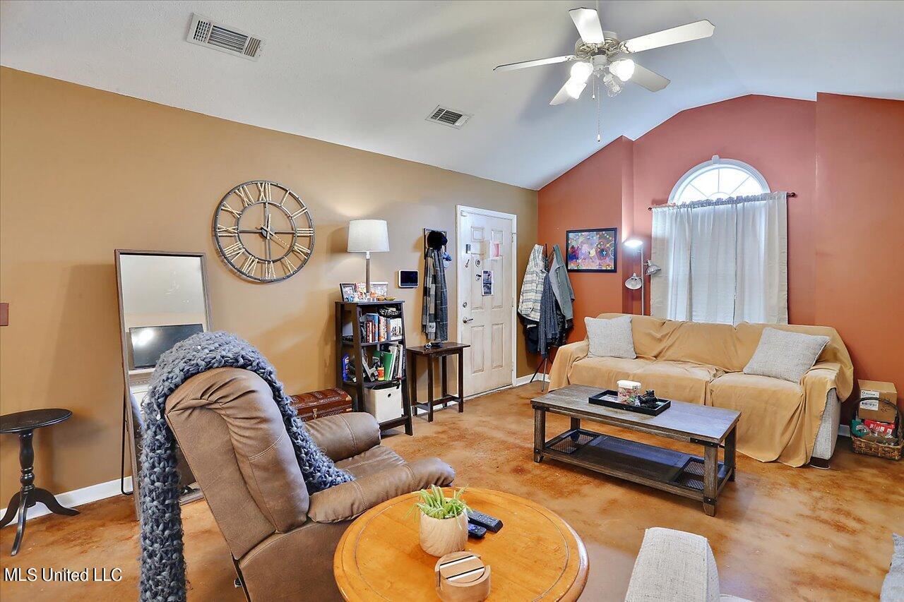 326 Evergreen Way Brandon, MS 39047 - Photo 6 of 26 06-326 Evergreen Way