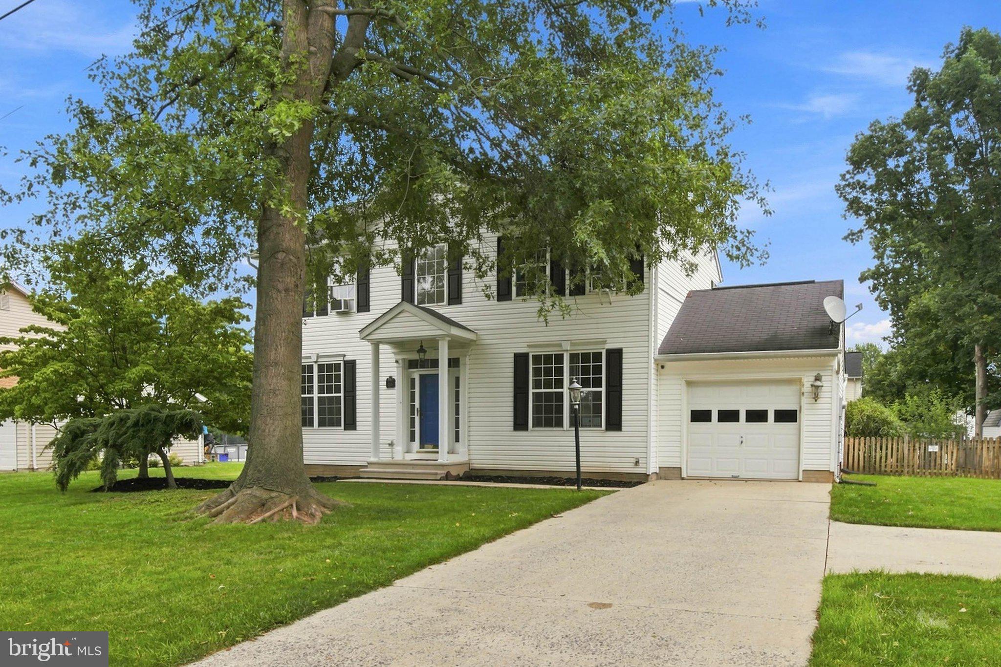 3135 Raintree Road York, PA 17404 - Photo 4 of 44 Gallery Image 4