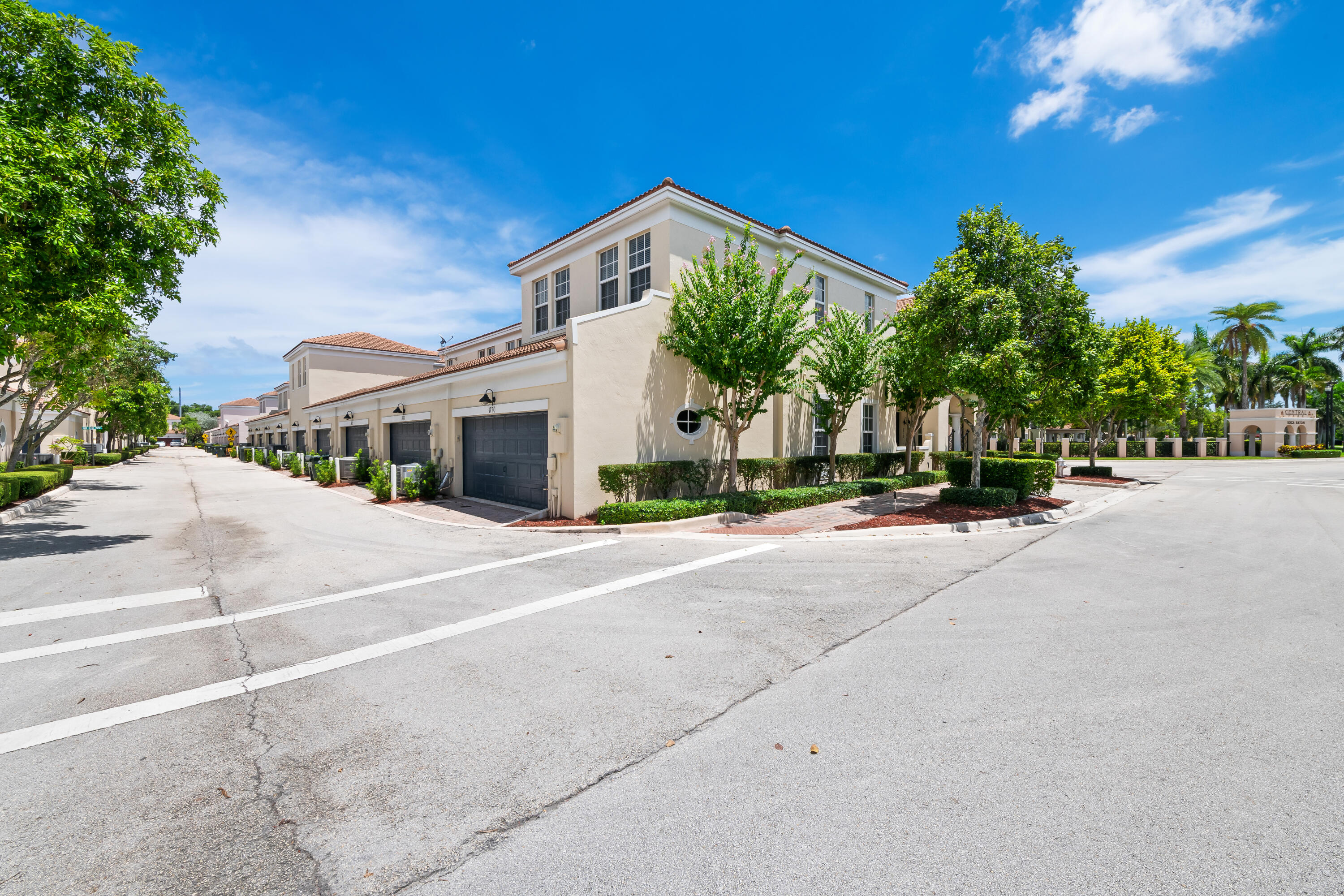870 Northwest 83rd Lane Boca Raton, FL 33487 - Photo 27 of 28 DSC_7438