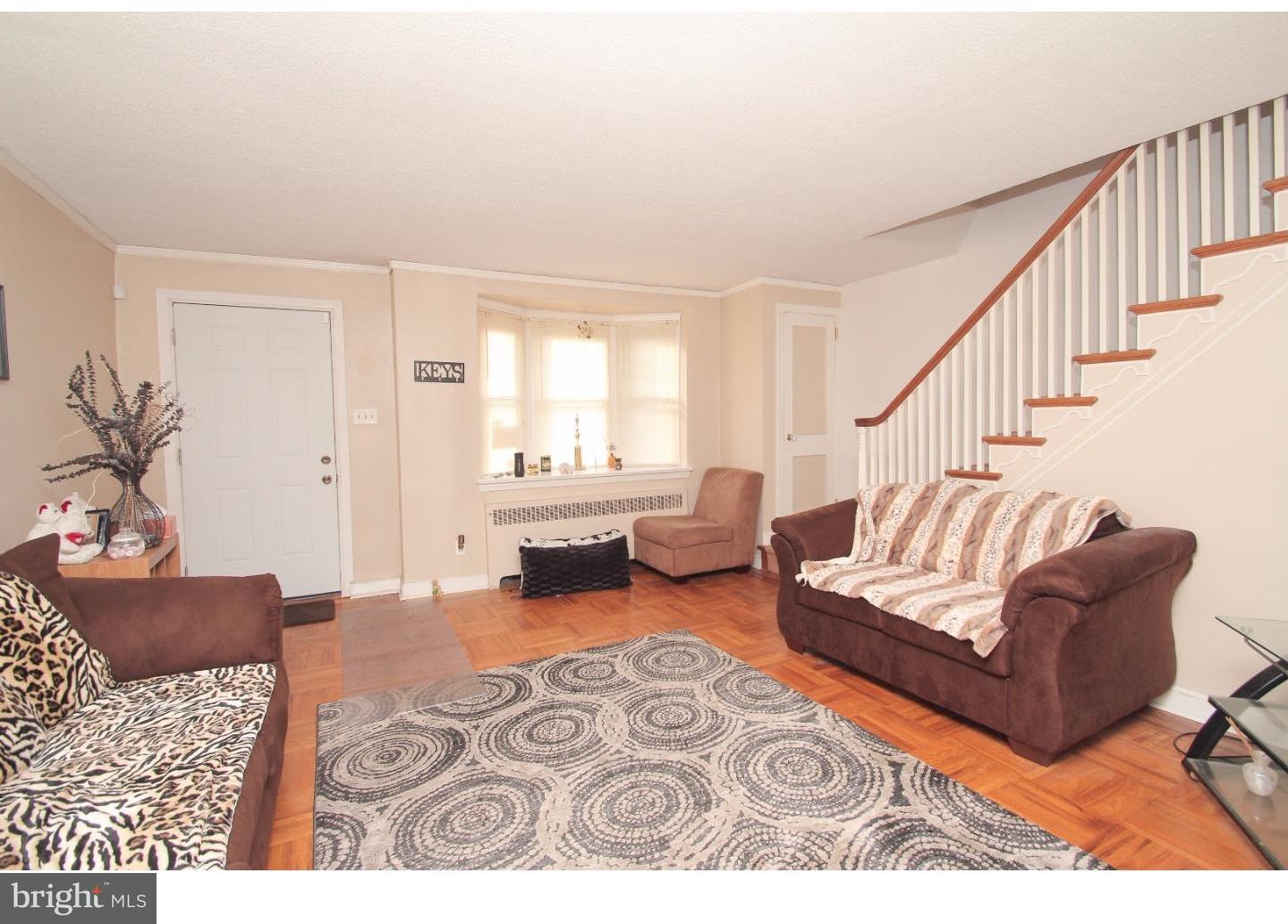 6827 Rutland Street Philadelphia, PA 19149 - Photo 2 of 8 Living Room