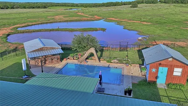 $859,999 | 978 Longbranch Road, Nocona, TX 76255