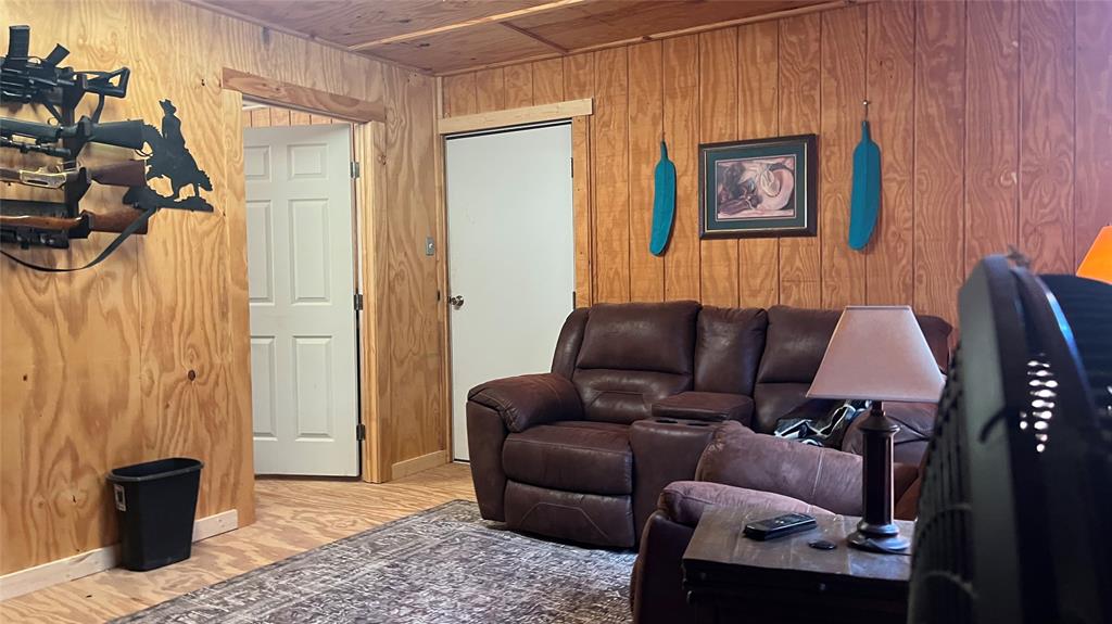 978 Longbranch Road Nocona, TX 76255 - Photo 25 of 33 Man Cave