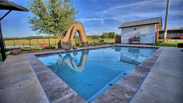 $859,999 | 978 Longbranch Road, Nocona, TX 76255